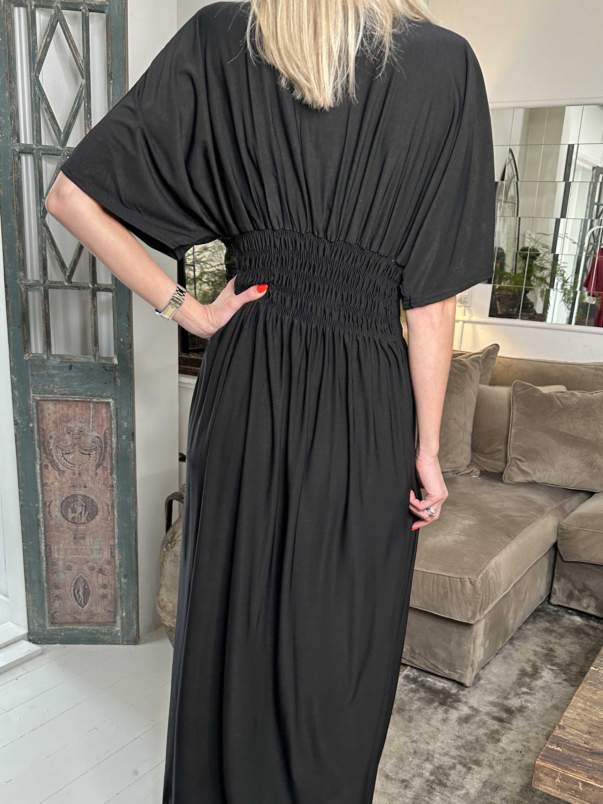 Pams Plain - Elastisk kjole med smock